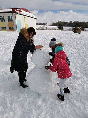 Grafika #7: ZIMOWE ZABAWY ZAWSZE BEZPIECZNE I ZDROWE