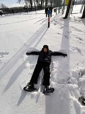 Grafika #8: ZIMOWE ZABAWY ZAWSZE BEZPIECZNE I ZDROWE