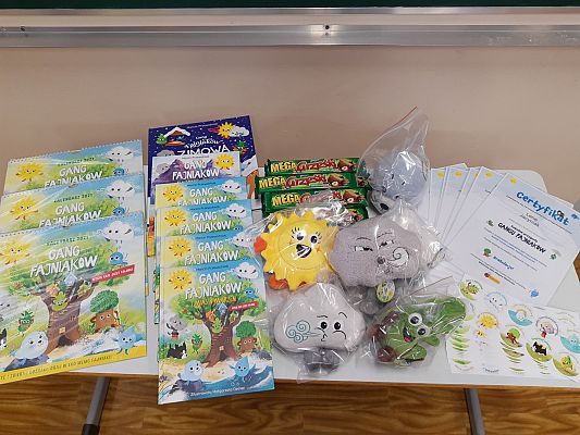 Grafika #8: “Szkolne przygody Gangu Fajniaków