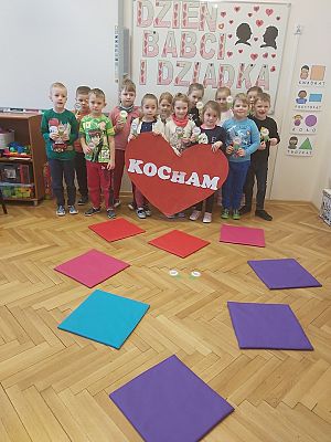 Grafika #9: Dzień Babci i Dziadka u 3,4,5 i 6- latków.