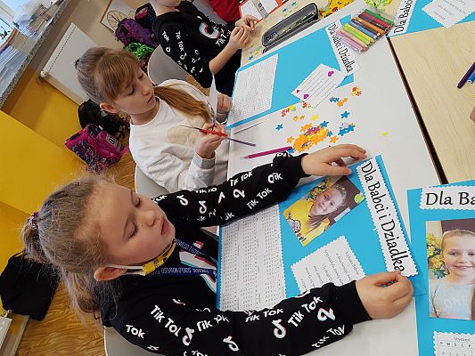 Grafika #7: Dzień Babci i Dziadka