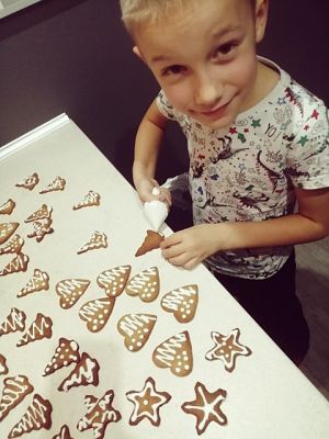 Grafika #4: Każdy dzień przybliża nas do świąt- klasa II