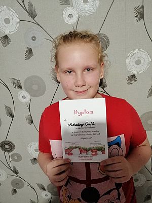 Grafika #1: Wyróżnienie dla naszej uczennicy w konkursie poetyckim pt. "Magia Świąt"