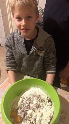 Grafika #19: ŚWIĘTA TUŻ TUŻ