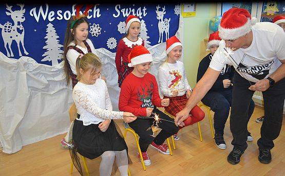 Grafika #9: Boże Narodzenie 2020