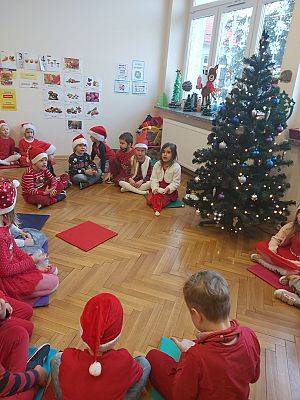Grafika #13: Wizyta Świętego Mikołaja w Przedszkolu