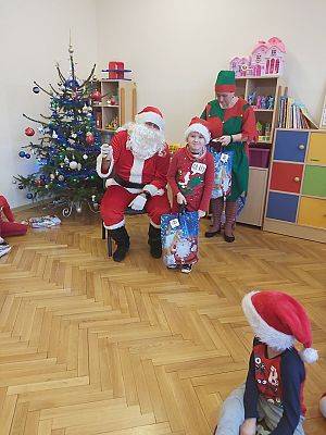 Grafika #2: Wizyta Świętego Mikołaja w Przedszkolu