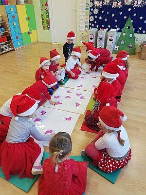 Grafika #30: Wizyta Świętego Mikołaja w Przedszkolu