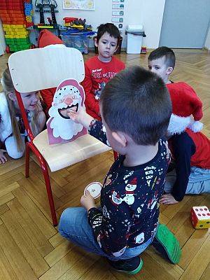 Grafika #21: Wizyta Świętego Mikołaja w Przedszkolu
