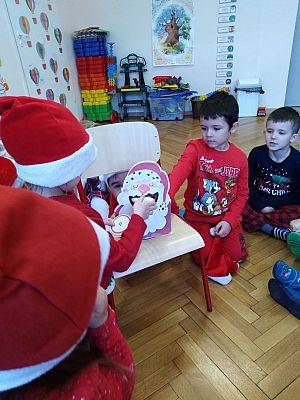 Grafika #22: Wizyta Świętego Mikołaja w Przedszkolu
