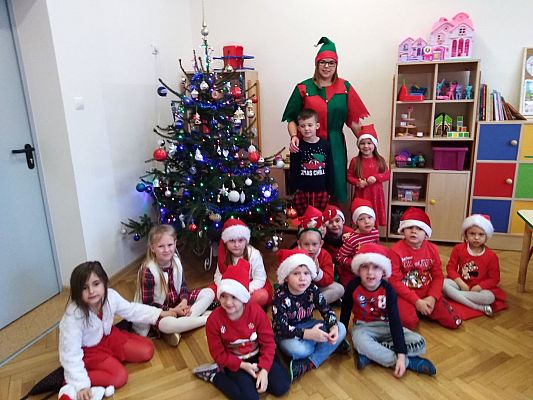 Grafika #20: Wizyta Świętego Mikołaja w Przedszkolu