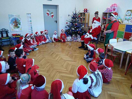 Grafika #3: Wizyta Świętego Mikołaja w Przedszkolu