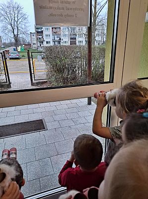 Grafika #66: Wizyta Świętego Mikołaja w Przedszkolu