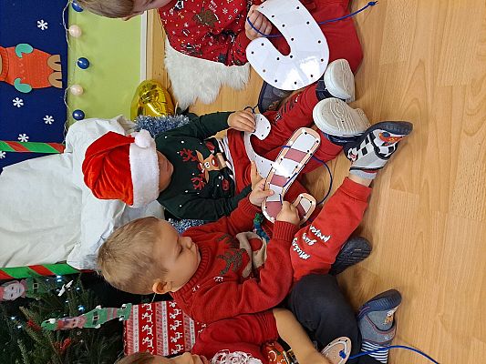 Grafika #52: Wizyta Świętego Mikołaja w Przedszkolu