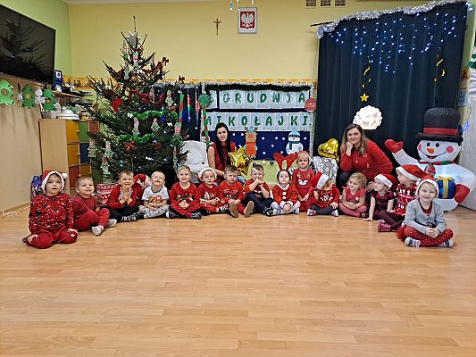 Grafika #60: Wizyta Świętego Mikołaja w Przedszkolu
