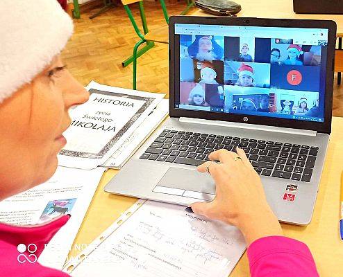 Grafika #8: Mikołajki na odległość