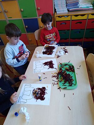 Grafika #2: "Dzień Pluszowego Misia" w Przedszkolu