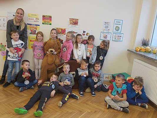 Grafika #51: "Dzień Pluszowego Misia" w Przedszkolu