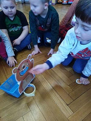 Grafika #37: "Dzień Pluszowego Misia" w Przedszkolu