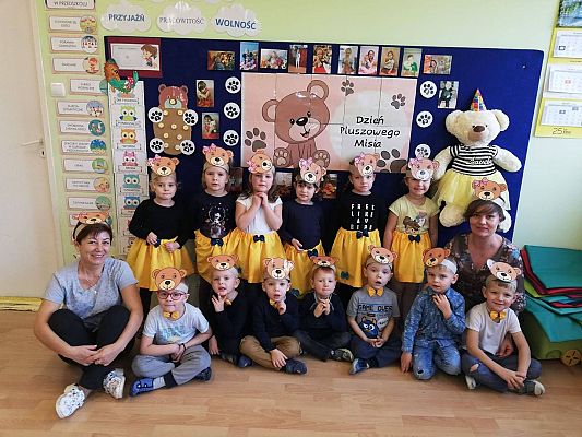 Grafika #29: "Dzień Pluszowego Misia" w Przedszkolu
