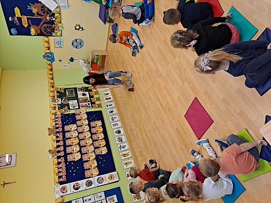 Grafika #8: "Dzień Pluszowego Misia" w Przedszkolu