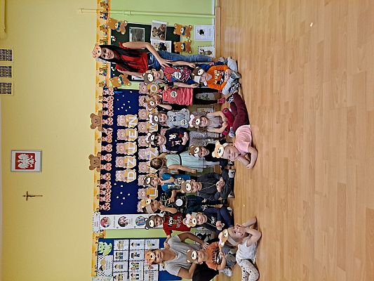 Grafika #3: "Dzień Pluszowego Misia" w Przedszkolu