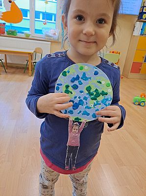 Grafika #24: Dzieci z grupy Liski zakończyły temat tygodniowy związany z ekologią.