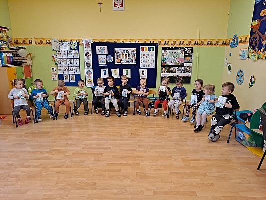 Grafika #15: Dzieci z grupy Liski zakończyły temat tygodniowy związany z ekologią.