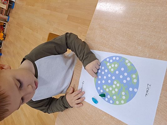 Grafika #7: Dzieci z grupy Liski zakończyły temat tygodniowy związany z ekologią.