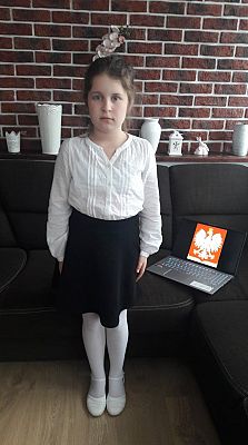 Grafika #9: # SzkołaDoHymnu