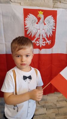 Grafika #22: # SzkołaDoHymnu