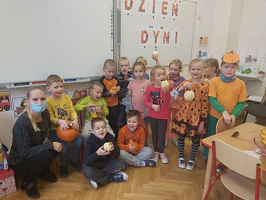 Grafika #35: "Święto Dyni"