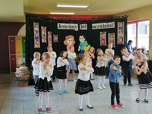 Grafika #1: Jesteśmy już uczniami