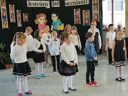 Grafika #9: Jesteśmy już uczniami