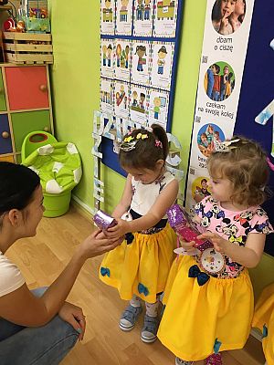 Grafika #20: Dzień Dziewczynek