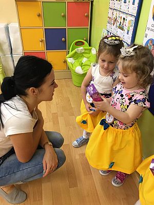 Grafika #13: Dzień Dziewczynek