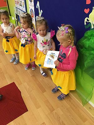 Grafika #7: Dzień Dziewczynek