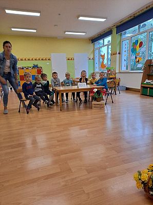 Grafika #0: Dzień Dziewczynek