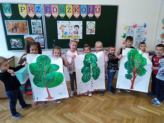 Grafika #1: Święto Drzewa