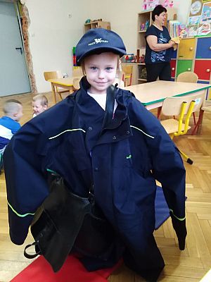 Grafika #2: "Światowy Dzień Poczty i Znaczka Pocztowego"