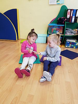 Grafika #35: "Jeden, jeden, dwa - taki numer znam"