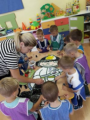 Grafika #14: "Jeden, jeden, dwa - taki numer znam"