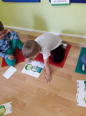 Grafika #11: "Jeden, jeden, dwa - taki numer znam"