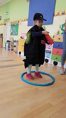 Grafika #4: "Jeden, jeden, dwa - taki numer znam"