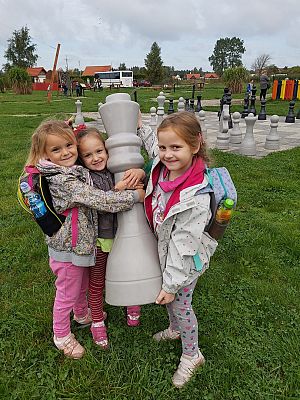 Grafika #6: Wycieczka do Łeby - Mróweczki i Jeżyki