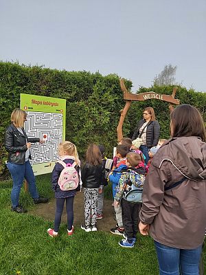 Grafika #19: Wycieczka do Łeby - Mróweczki i Jeżyki