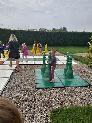 Grafika #9: Wycieczka do Łeby - Mróweczki i Jeżyki