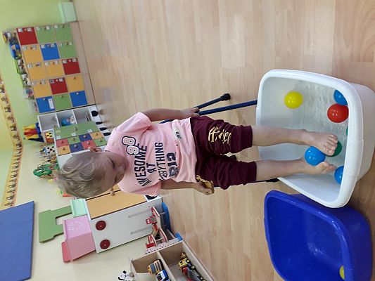 Grafika #35: Mali dżentelmeni