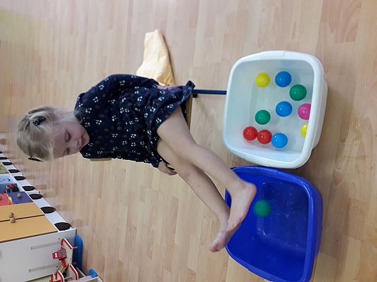 Grafika #21: Mali dżentelmeni