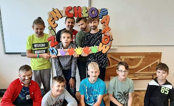 Grafika #4: Dzień Chłopaka w szkole